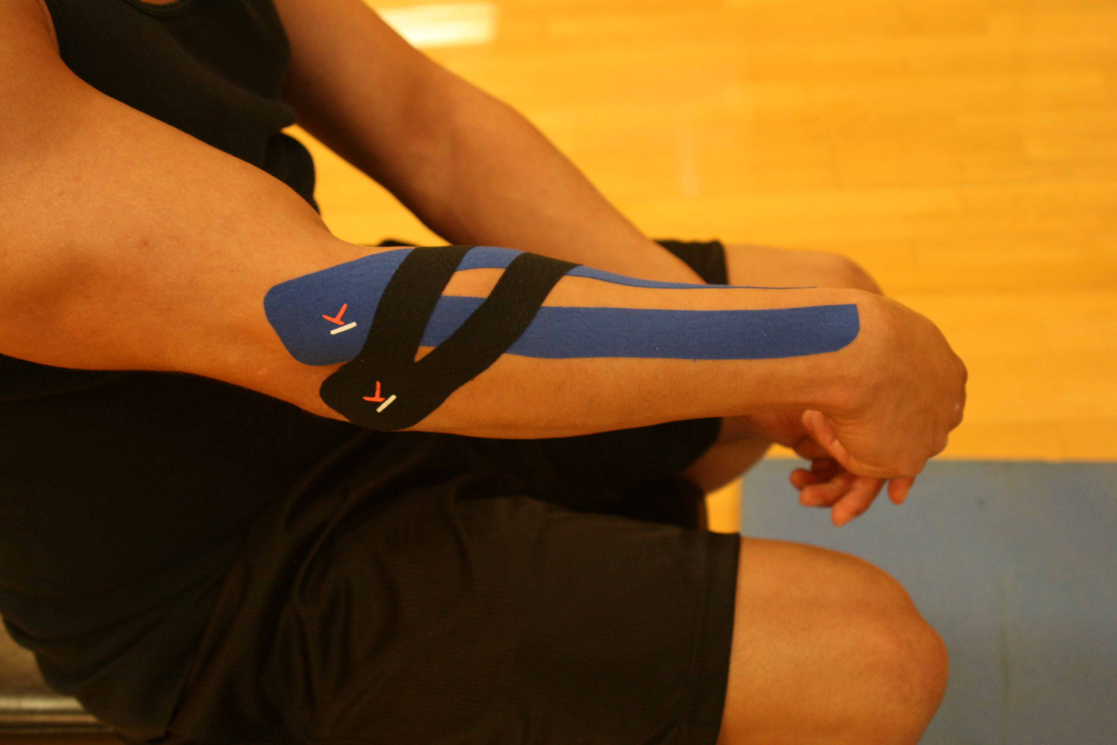 elbow tennis kt pain cortisone tape taping using helpful innova remedies kttape src starsricha brace measure healing provide extra strap